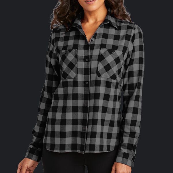 Women's Plaid Flannel Shirt Thumbnail