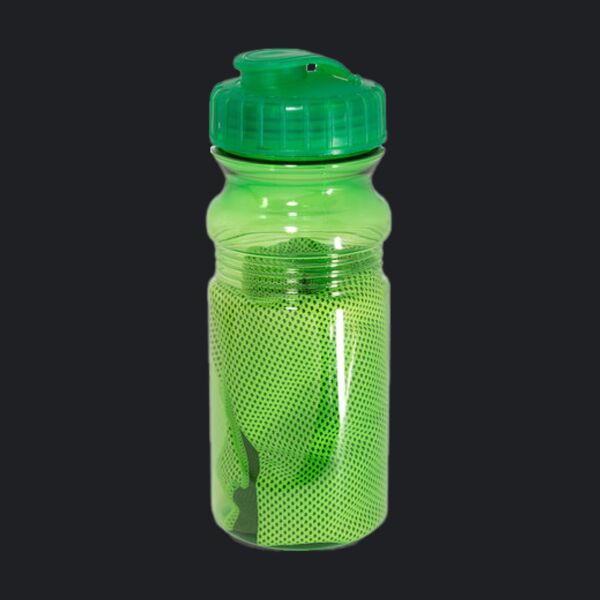 Cooling Towel In Water Bottle Thumbnail
