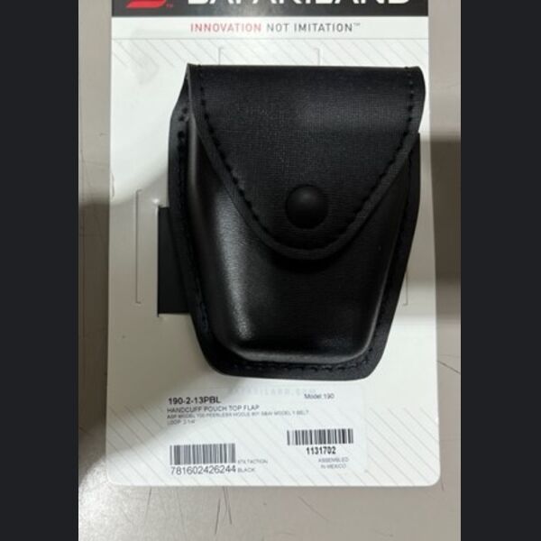 Handcuff Pouch Top Flat  Thumbnail