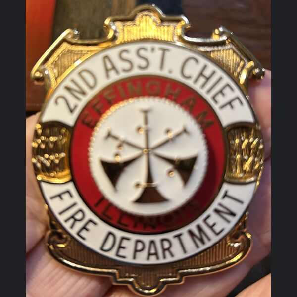 Effingham 2ND ASS'T CHIEF Badge Thumbnail
