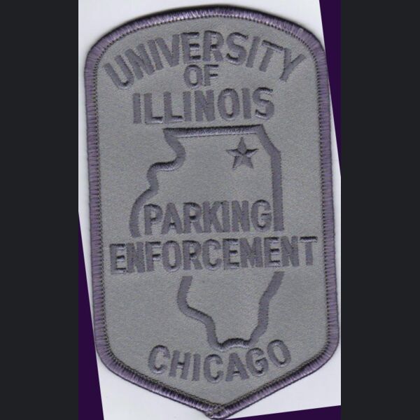 UIC Sleeve Patch Thumbnail